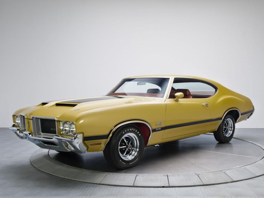  Oldsmobile 442 W-30 Holiday Coupe 1971 года  (фото 1 из 10)